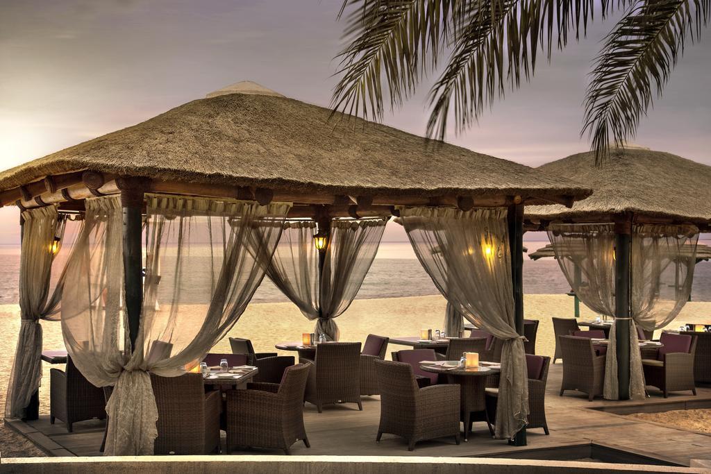Resort Fujairah Rotana & - 5*