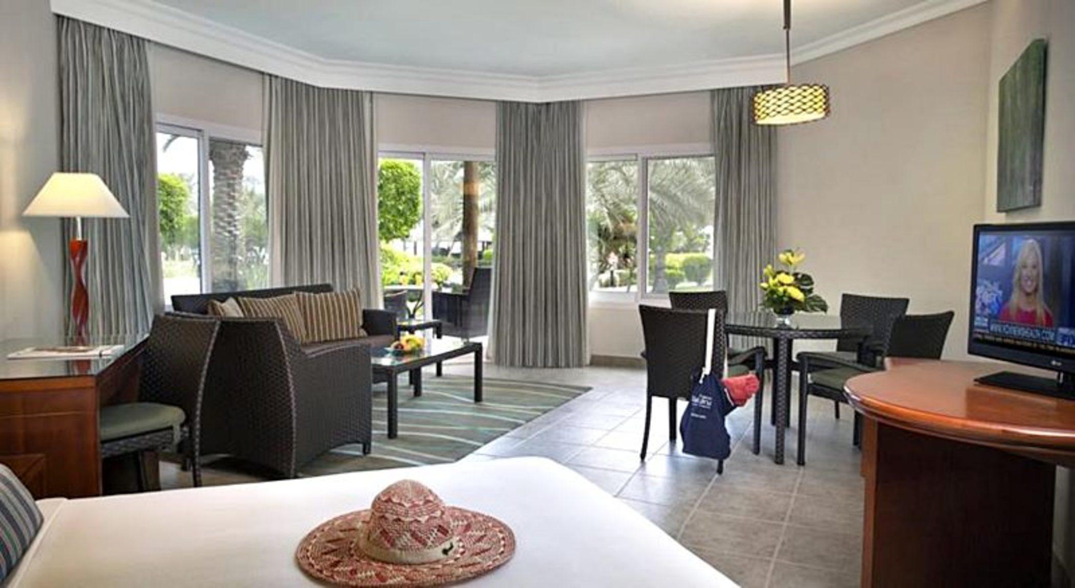 Resort Fujairah Rotana & - 5*