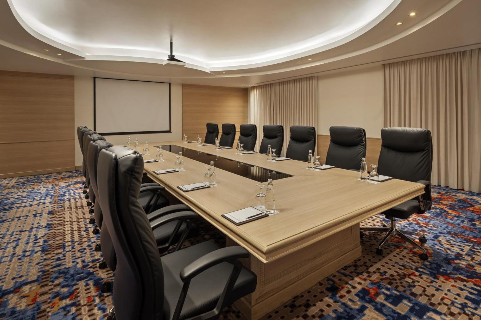 Resort Fujairah Rotana & -